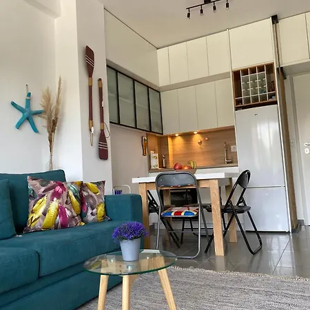 Apartment Hanah - Gjiri Lalzit Lura 3 *
