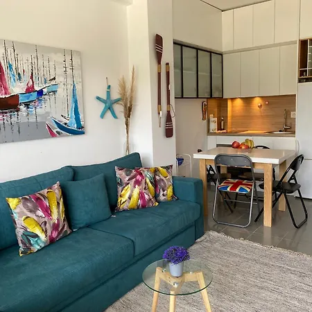 Hanah - Gjiri Lalzit Lura 3 Apartment *